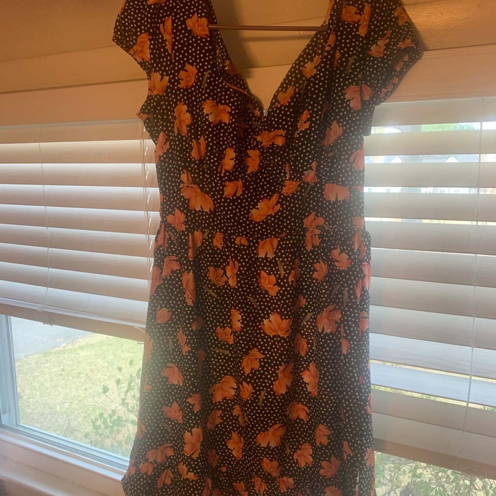 Floral Light Weight Charlotte Russe Dress - Picture 1 of 1